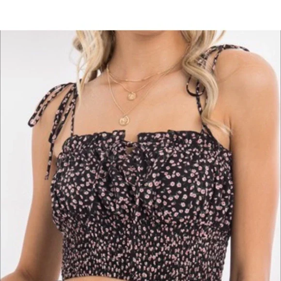 Black Floral Crop Top Skirt Set - Picture 5 of 5